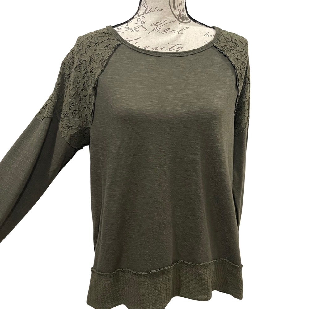 Knox Rose Top Women M Green Lace Shoulder Long Sleeve Waffle Trim Boho Earthy